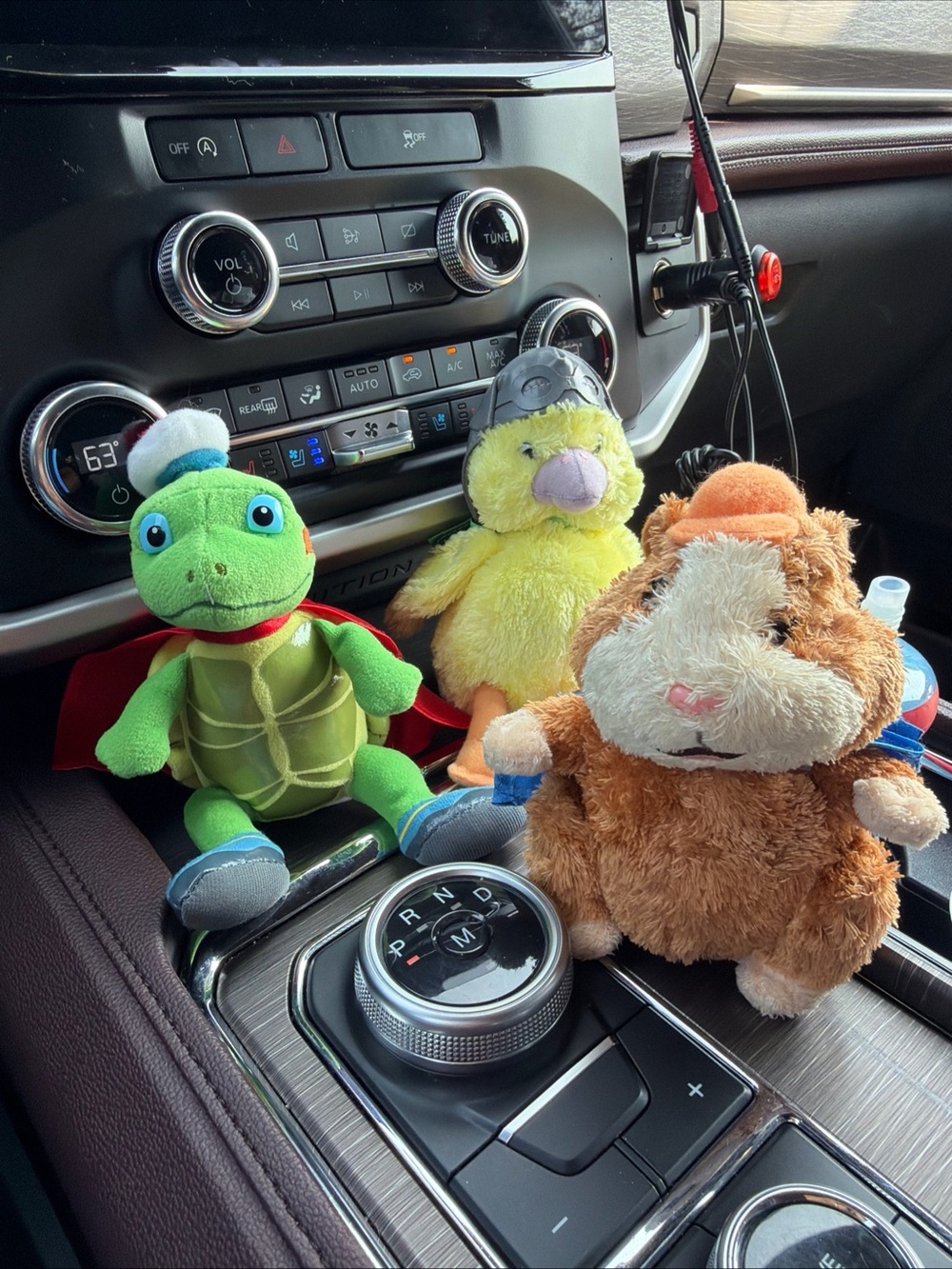 Wonder let’s set plush toys